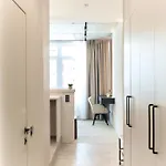 Designer - Rooftop - Sea View - Arcadia 200m דירה *