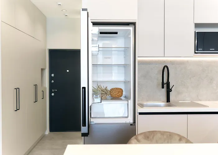 Designer - Rooftop - Sea View - Arcadia 200m Апартаменты